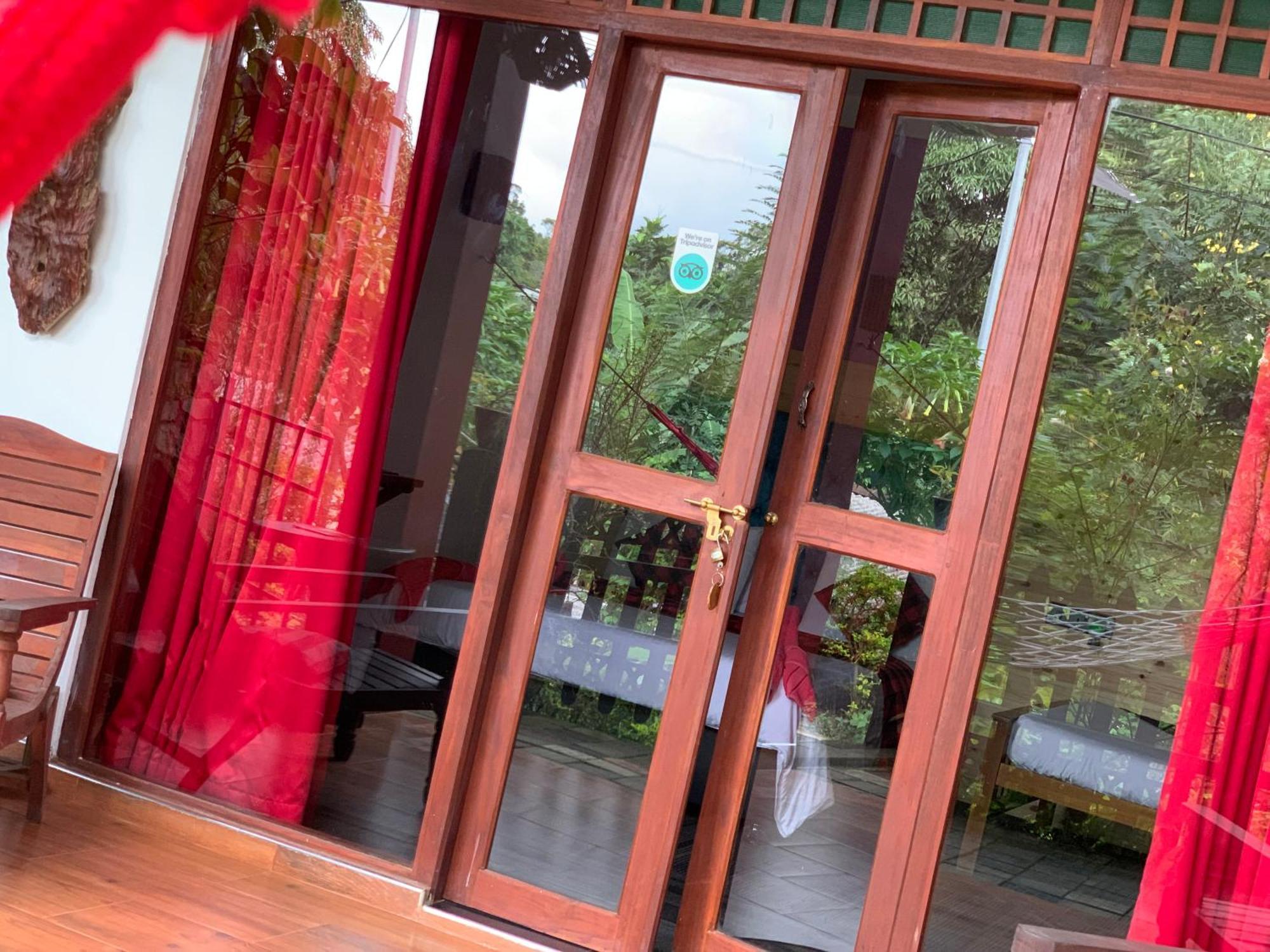 Mc Queen Homestay Ella Extérieur photo