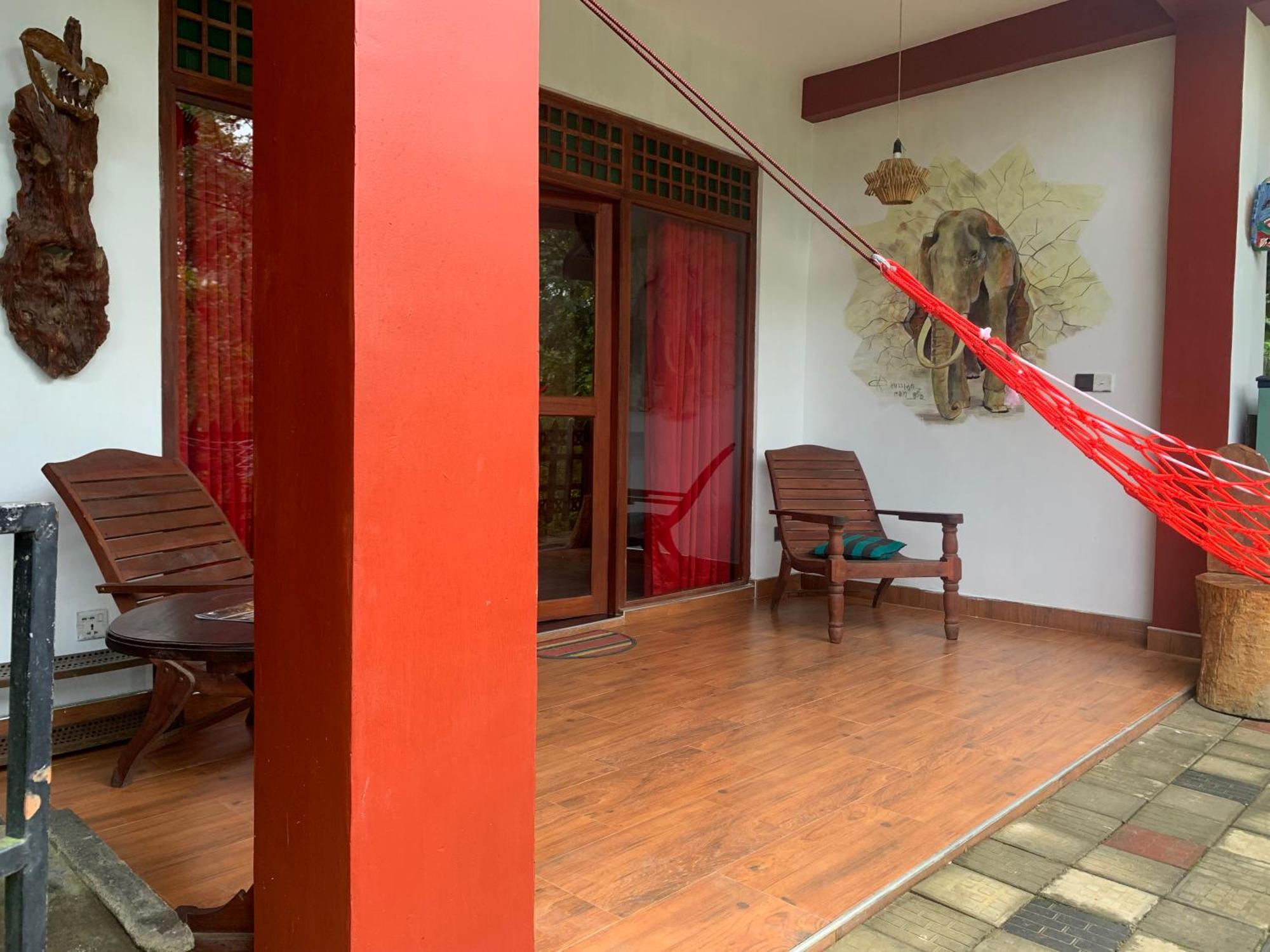 Mc Queen Homestay Ella Extérieur photo